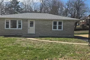 63 S Dellwood Ave, Crystal Lake Park, MO 63135 - Photo 1