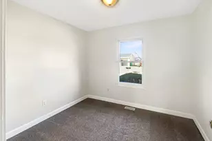 2528 Medford Dr, High Ridge, MO 63049 - Photo 12