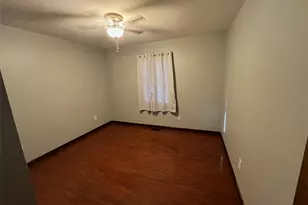 10362 Old 8, Mineral Point, MO 63660 - Photo 16