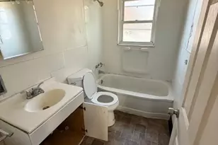 1965 Park Ln, Saint Louis, MO 63136 - Photo 14