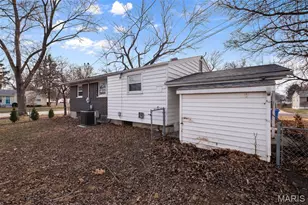 500 S St Jacques St, Florissant, MO 63031 - Photo 28