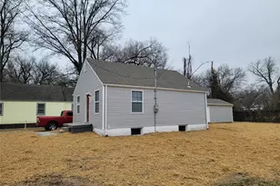 709 Suburban Ave, Ferguson, MO 63135 - Photo 2