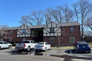 1056 Cedargate Dr, Saint Louis, MO 63122 - Photo 1