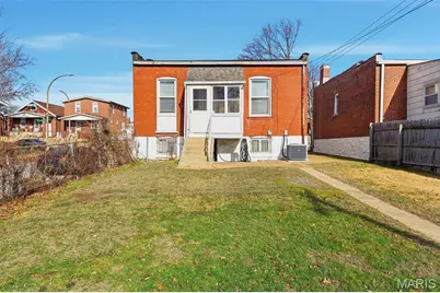 4372 Ellenwood Avenue, Saint Louis, MO 63116 - Photo 4