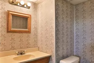 5320 Royal Hills Dr, Oakville, MO 63129 - Photo 26