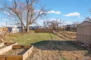 7708 Tennessee Ave, Saint Louis, MO 63111 - Photo 24