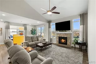 145 Royal Inverness Pkwy, Dardenne Prairie, MO 63368 - Photo 2