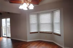 2 Charleroi Pl, Lake Saint Louis, MO 63367 - Photo 6