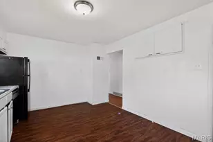 9739 Balboa Dr, Saint Louis, MO 63136 - Photo 16