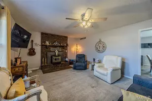 1618 Finn Dr, Lebanon, MO 65536 - Photo 2