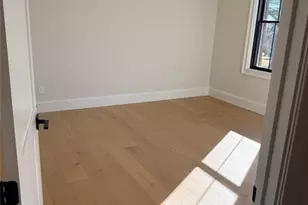 19 W Point Ln, Saint Louis, MO 63131 - Photo 32