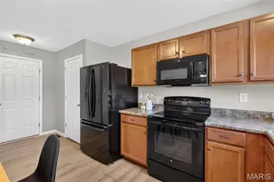 132 Weatherby Landing Dr, O'Fallon, MO 63366 - Photo 12