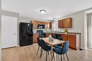 132 Weatherby Landing Dr, O'Fallon, MO 63366 - Photo 8