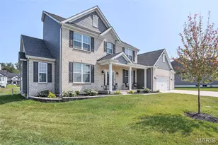 104 Long Pass Ct, Lake Saint Louis, MO 63367 - Photo 2