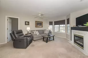 1217 Woodland Point Dr, Saint Louis, MO 63146 - Photo 4