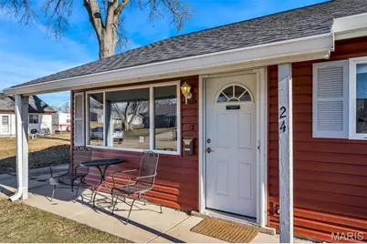24 Roland Avenue, O'Fallon, MO 63366 - Photo 4