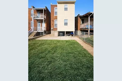 4652 Alaska Avenue, Saint Louis, MO 63111 - Photo 4