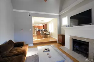 404 S Hanley Rd, Clayton, MO 63105 - Photo 8