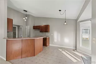 2136 Farnsworth Dr, O'Fallon, MO 63368 - Photo 8