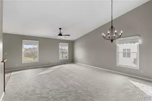 2136 Farnsworth Dr, O'Fallon, MO 63368 - Photo 4