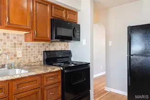 8570 North Ave, Saint John, MO 63114 - Photo 22