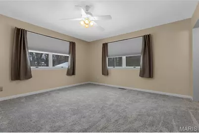 22121 Glen Ellen Cove, Warrenton, MO 63383 - Photo 10