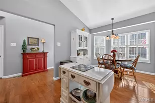 174 Baxter Heights Ct, Manchester, MO 63011 - Photo 6