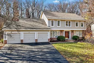 401 Thunderhead Canyon Dr, Wildwood, MO 63011 - Photo 2