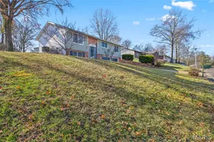 10 Oxford Dr, Washington, MO 63090 - Photo 2