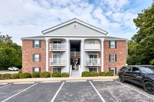 1960 Marine Terrace Dr, Maryland Heights, MO 63146 - Photo 2