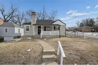 222 Henquin Drive, Saint Louis, MO 63135 - Photo 2