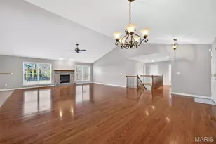 811 Homefield Grove Ct, O'Fallon, MO 63366 - Photo 10