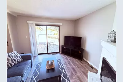 1864 Redcoat Drive, Maryland Heights, MO 63043 - Photo 12