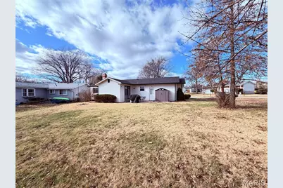 1864 Redcoat Drive, Maryland Heights, MO 63043 - Photo 22
