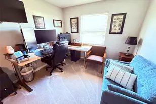 1864 Redcoat Dr, Maryland Heights, MO 63043 - Photo 16