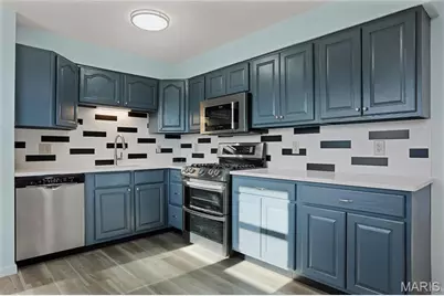 1820 Swallow Lane, Florissant, MO 63031 - Photo 8