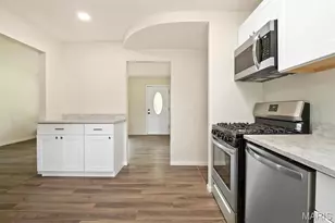 1240 Mullanphy Rd, Florissant, MO 63031 - Photo 6