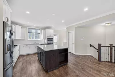 8014 Townes Way, Saint Louis, MO 63117 - Photo 14