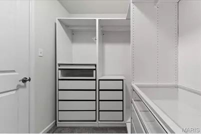 8014 Townes Way, Saint Louis, MO 63117 - Photo 28