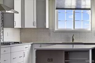 8014 Townes Wy, Saint Louis, MO 63117 - Photo 18