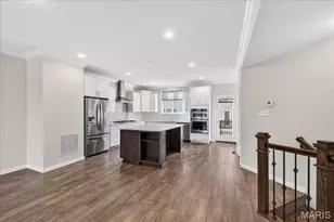 8014 Townes Wy, Saint Louis, MO 63117 - Photo 12