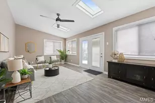 8720 Marcella Ave, Saint Louis, MO 63121 - Photo 4