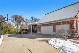 249 Dardenne Farms Dr, Saint Charles, MO 63304 - Photo 32