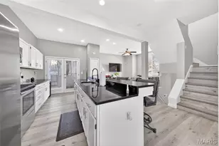 28 Columbus Square Dr, Saint Louis, MO 63101 - Photo 8