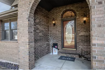 218 Hillside Court, Lebanon, MO 65536 - Photo 4