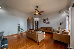 218 Hillside Ct, Lebanon, MO 65536 - Photo 10