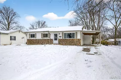 520 Kent Drive, Wentzville, MO 63385 - Photo 2