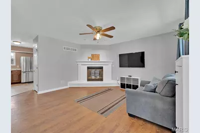 309 Della Drive, Saint Peters, MO 63376 - Photo 6