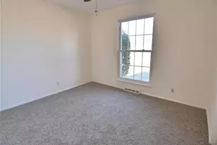 1258 Belgrove Dr, Saint Louis, MO 63137 - Photo 12