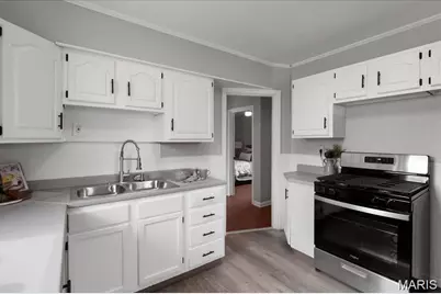 6800 Stratford Avenue, Saint Louis, MO 63121 - Photo 8